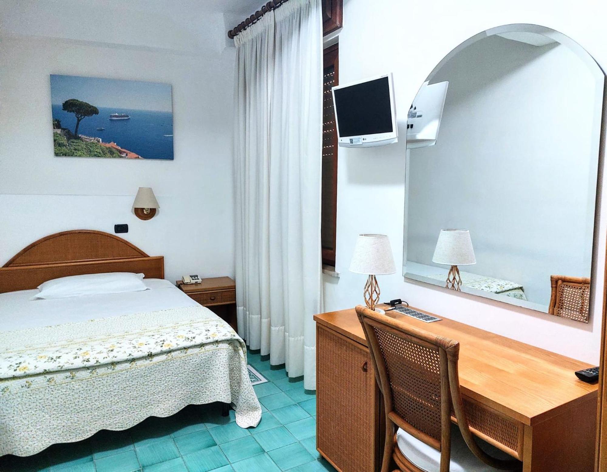 Hotel Sporting Vico Equense Exterior foto